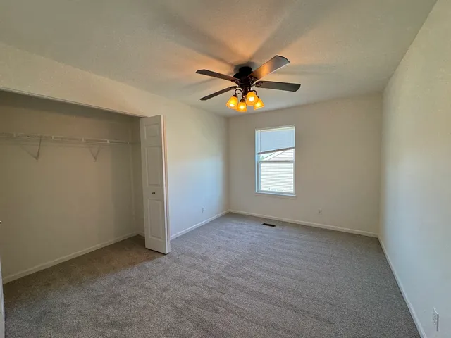 $2,400 | 405 Preserve Drive, Genoa, IL 60135