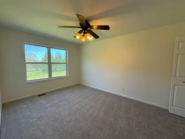 $2,400 | 405 Preserve Drive, Genoa, IL 60135