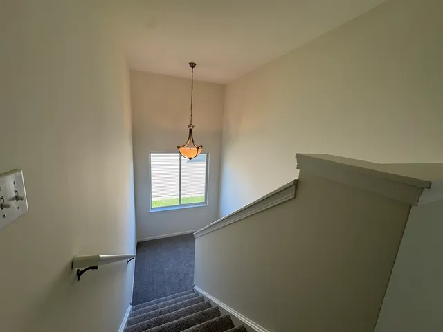 $2,400 | 405 Preserve Drive, Genoa, IL 60135