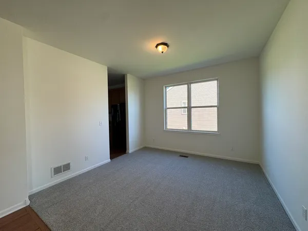 $2,400 | 405 Preserve Drive, Genoa, IL 60135