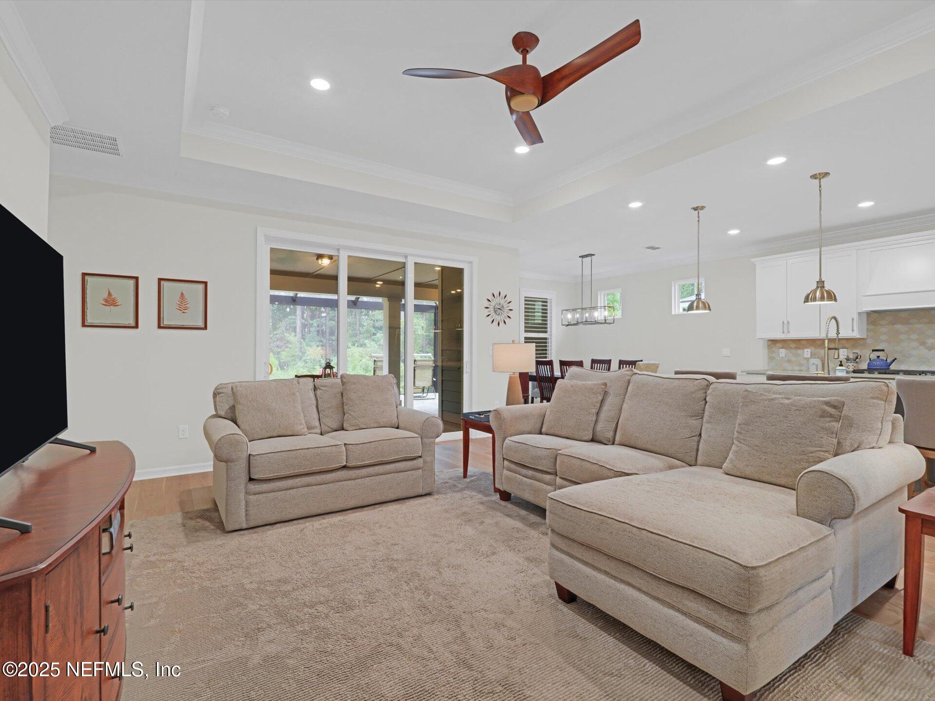 768 Continuum Loop Yulee, FL 32097 - Photo 17 of 36 Living Room
