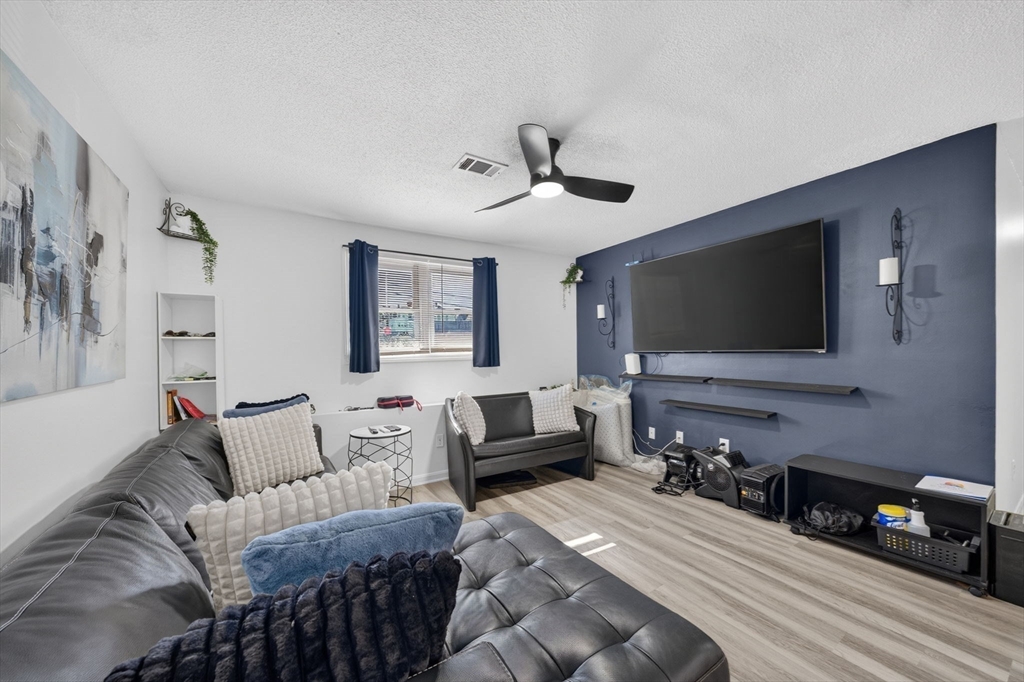 526 Third Street Fall River, MA 02721 - Photo 17 of 35