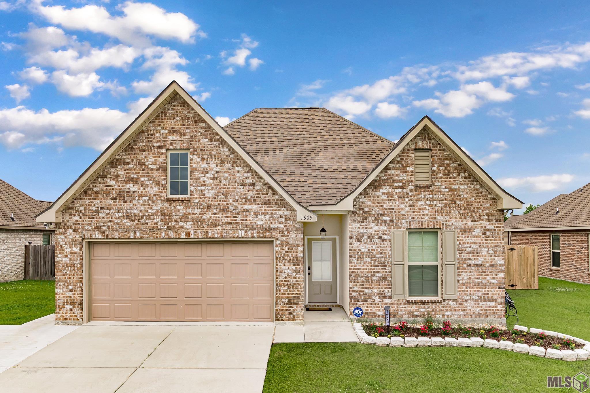 1609 Rangeland Avenue Zachary, LA 70791 - Photo 1 of 24