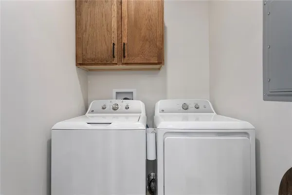 $245,000 | 10 West Broadway Street, Higginsville, MO 64037