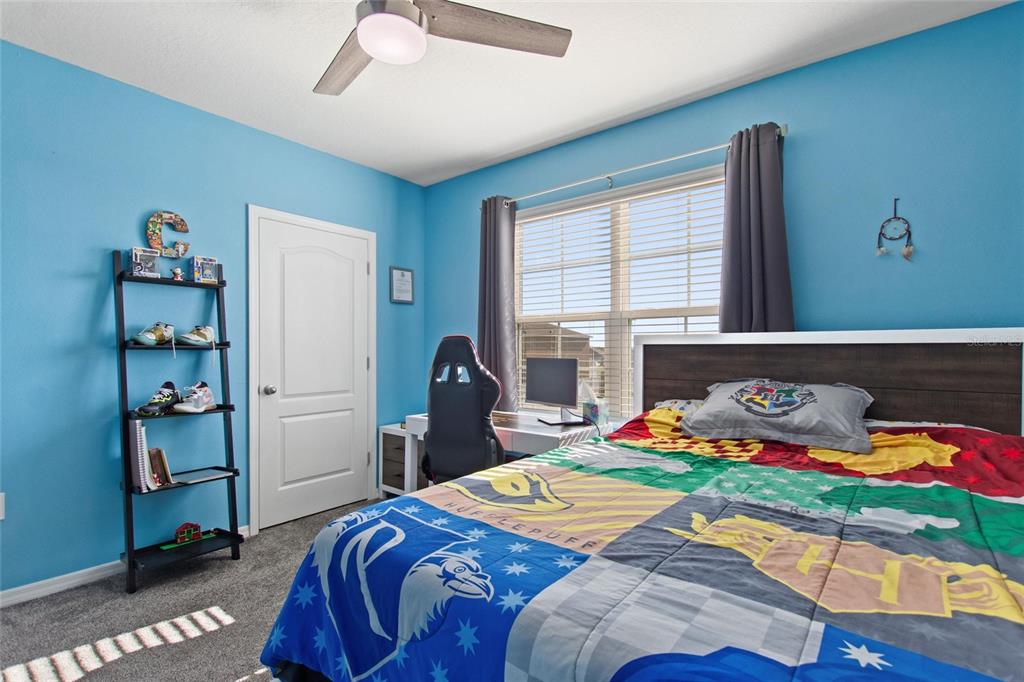 856 Sun Burst Road Winter Haven, FL 33880 - Photo 31 of 54 a bedroom with a bed and a window
