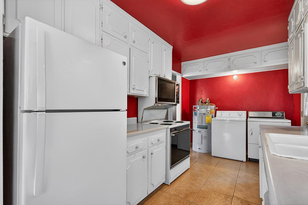 1495 Miners Spring Road Placerville, CA 95667 - Photo 18 of 43 Washer/ Dryer and Refrigerator Convey