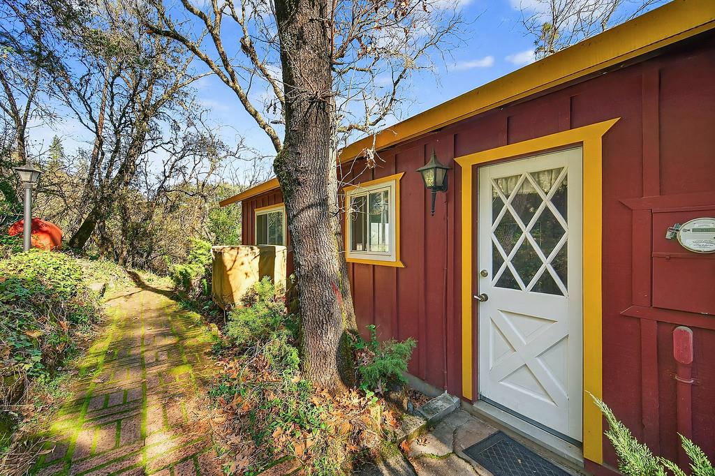 1495 Miners Spring Road Placerville, CA 95667 - Photo 39 of 43