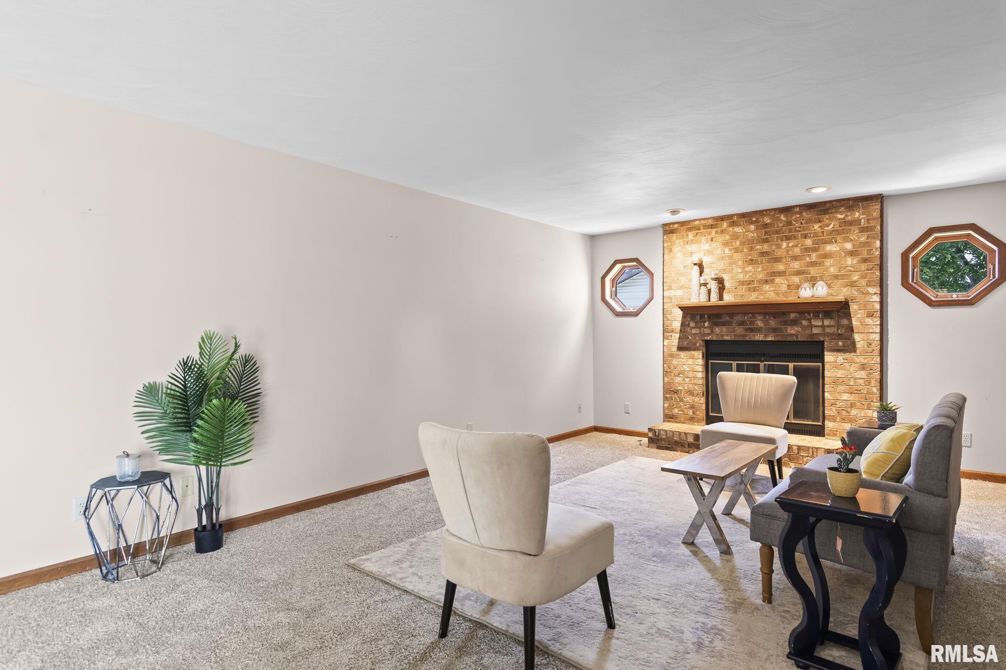2529 Wydown Avenue Springfield, IL 62704 - Photo 15 of 52