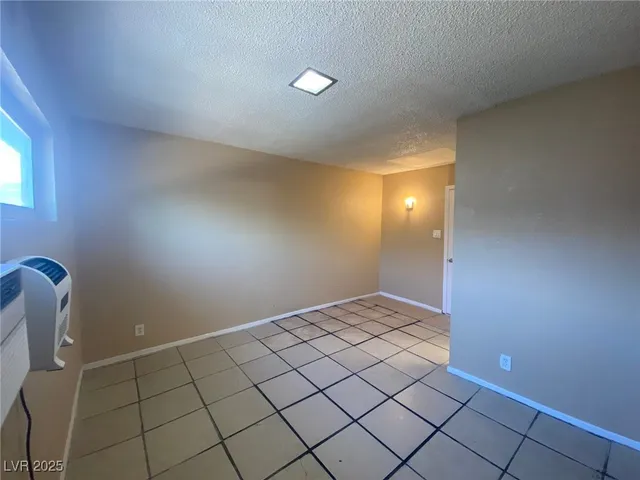 $850 | 236 West Philadelphia Avenue, Unit 4, Las Vegas, NV 89102