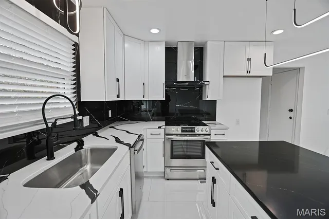 $269,000 | 11875 Old Halls Ferry Road, Black Jack, MO 63033