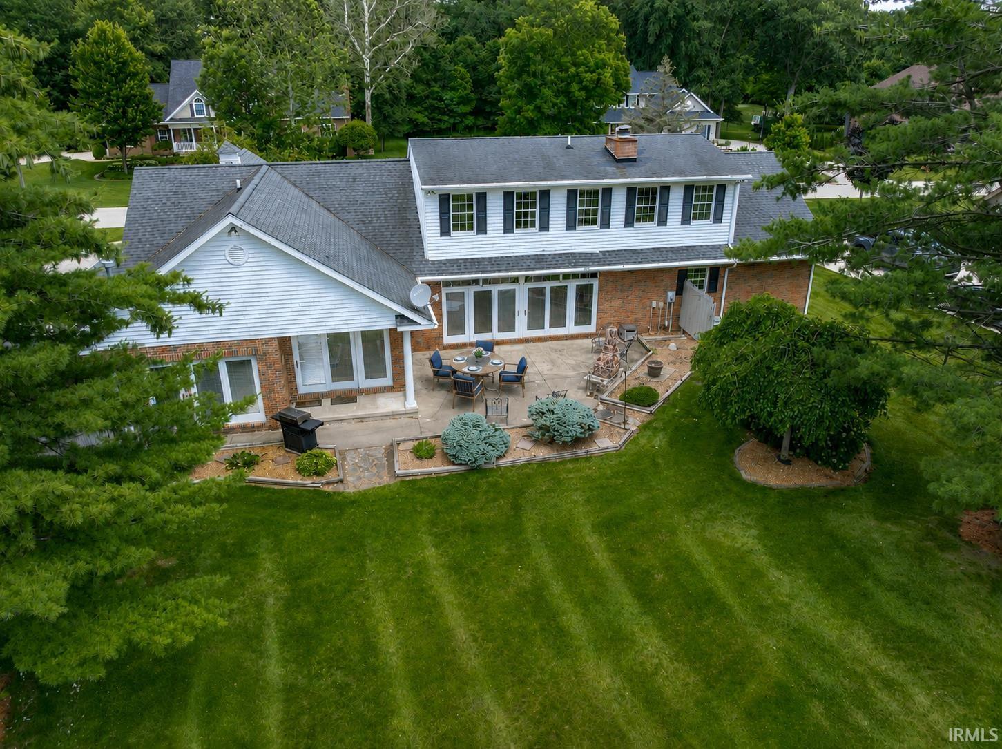2817 East Prestwick Road Winona Lake, IN 46590 - Photo 7 of 36