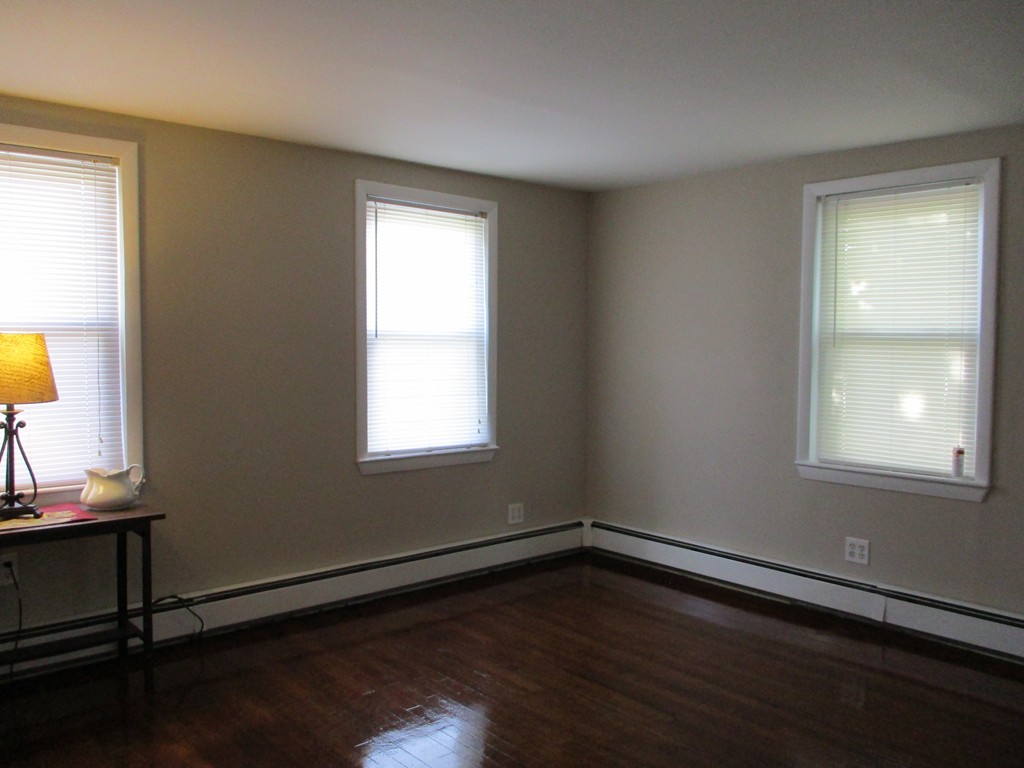 94 Narrows Road Westminster, MA 01473 - Photo 7 of 14 Gallery Image 7