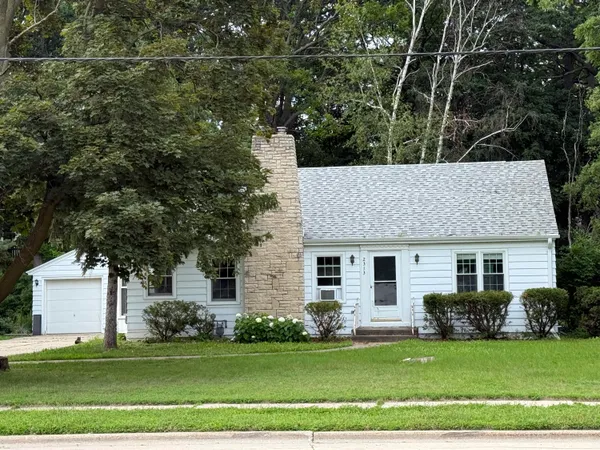 $299,900 | 2313 Deckner Avenue, Green Bay, WI 54302