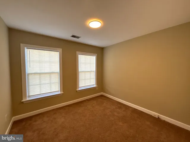 $565,000 | 15656 Avocet Loop, Woodbridge, VA 22191