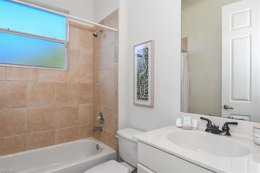 3351 Sandpiper Way Naples, FL 34109 - Photo 22 of 47