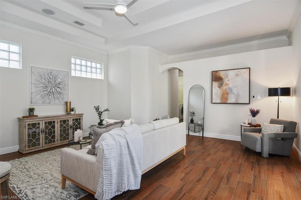 3351 Sandpiper Way Naples, FL 34109 - Photo 3 of 47