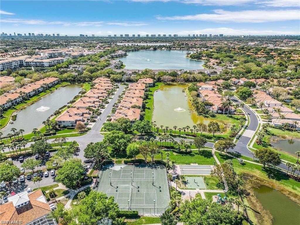 3351 Sandpiper Way Naples, FL 34109 - Photo 39 of 47