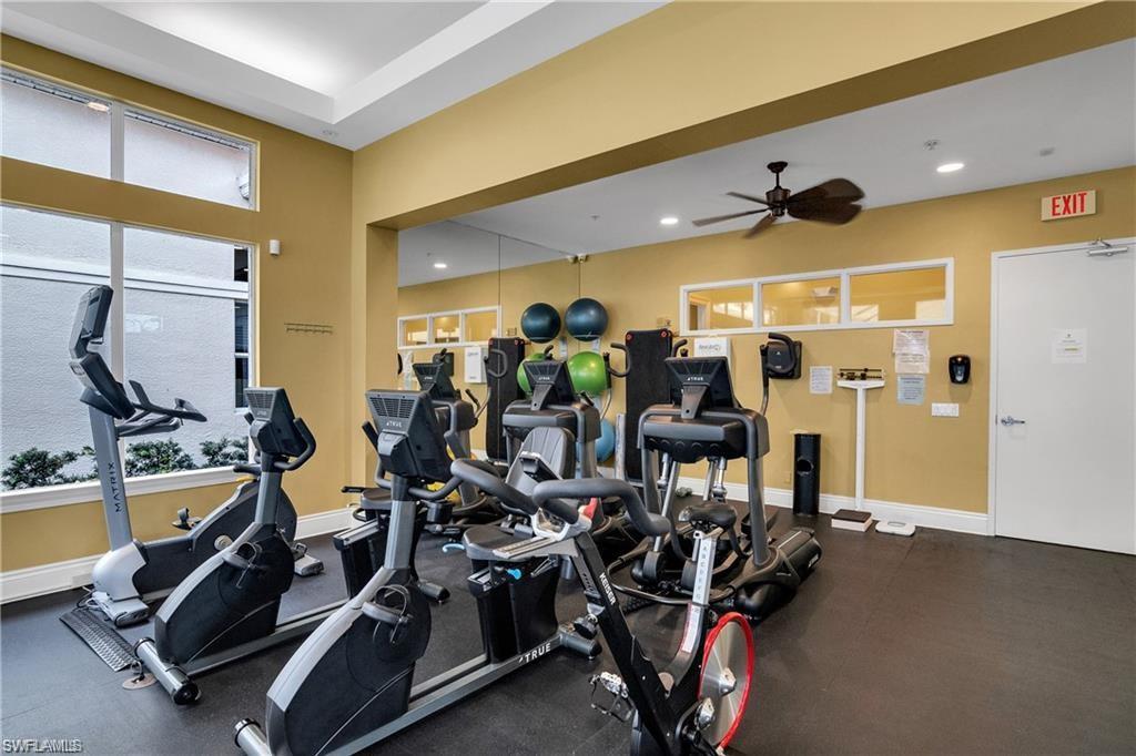 3351 Sandpiper Way Naples, FL 34109 - Photo 44 of 47