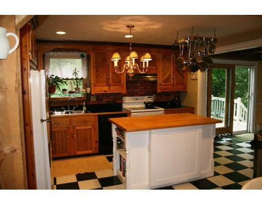 86 Kimball Road Amesbury, MA 01913 - Photo 3 of 16