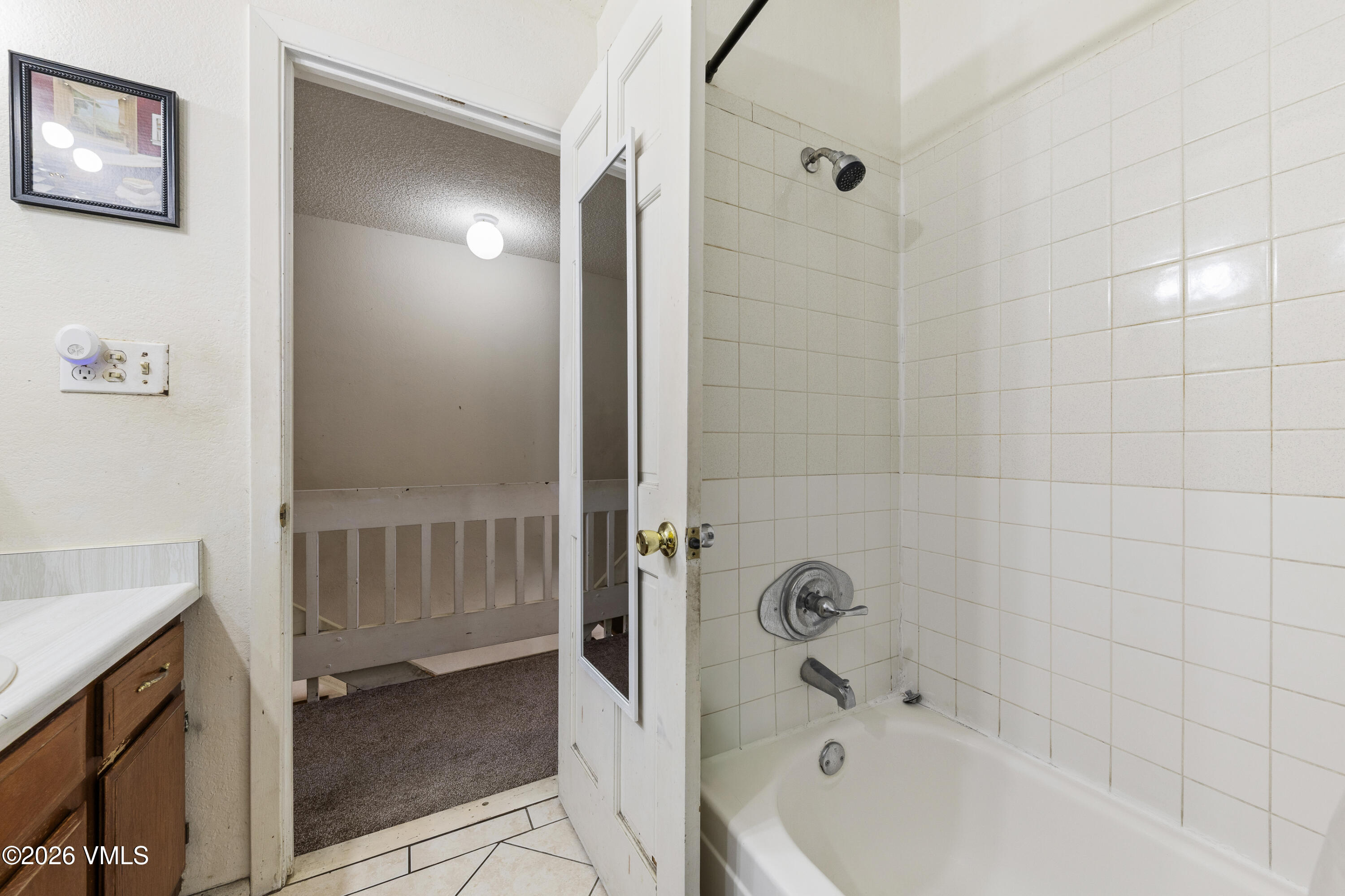 85 Chambers Avenue, Unit 5 Eagle, CO 81631 - Photo 15 of 37 Upstairs Full Bath