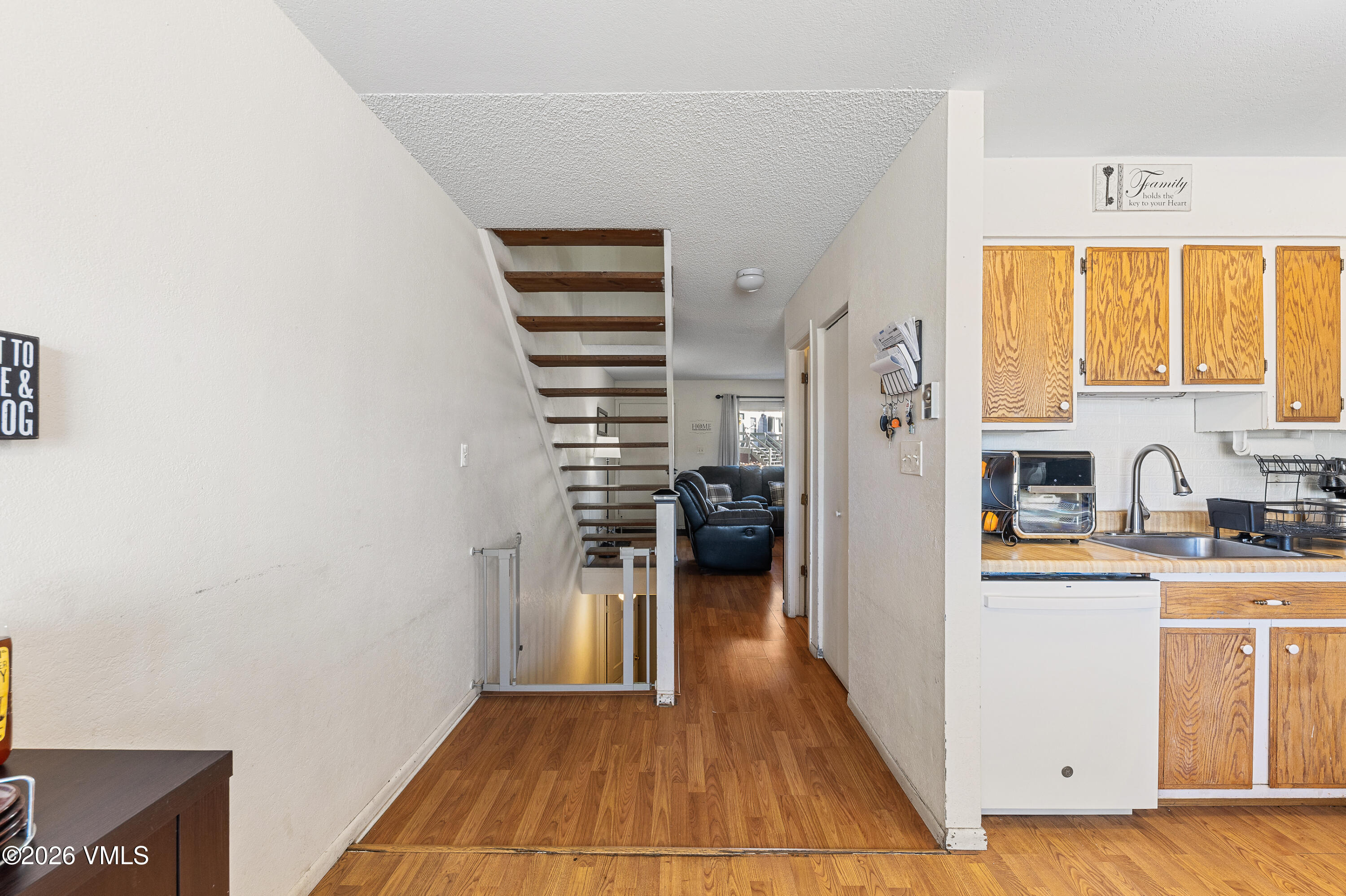 85 Chambers Avenue, Unit 5 Eagle, CO 81631 - Photo 5 of 37 Hall