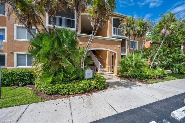 $1,500 | 1885 Florida Club Drive, Unit 8305, Naples, FL 34112