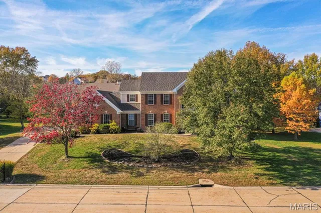 $875,000 | 1460 Highland Valley Drive, Wildwood, MO 63005