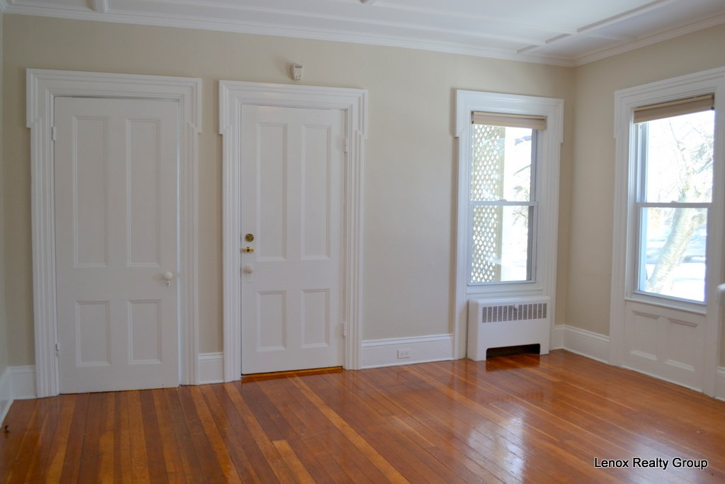 40 County Road Barrington, RI 02806 - Photo 18 of 33 Gallery Image 18