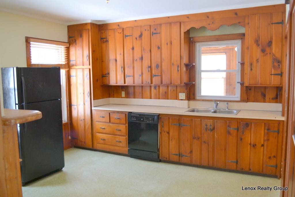 40 County Road Barrington, RI 02806 - Photo 20 of 33 Gallery Image 20
