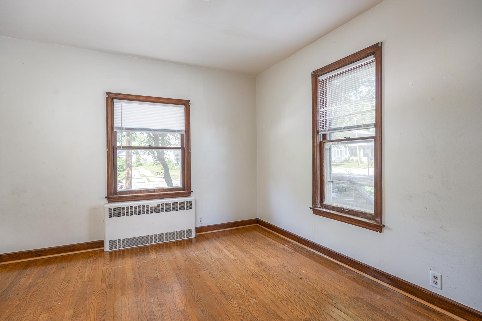 714 North Oneida Street Appleton, WI 54911 - Photo 12 of 28 Gallery Image 12
