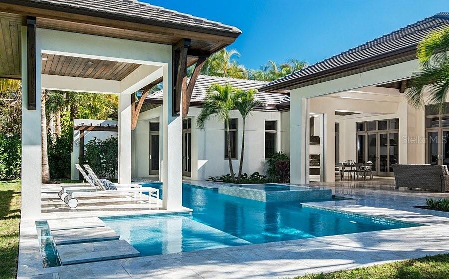 5215 Hidden Harbor Road Sarasota, FL 34242 - Photo 9 of 22 a view of fountain in front of building