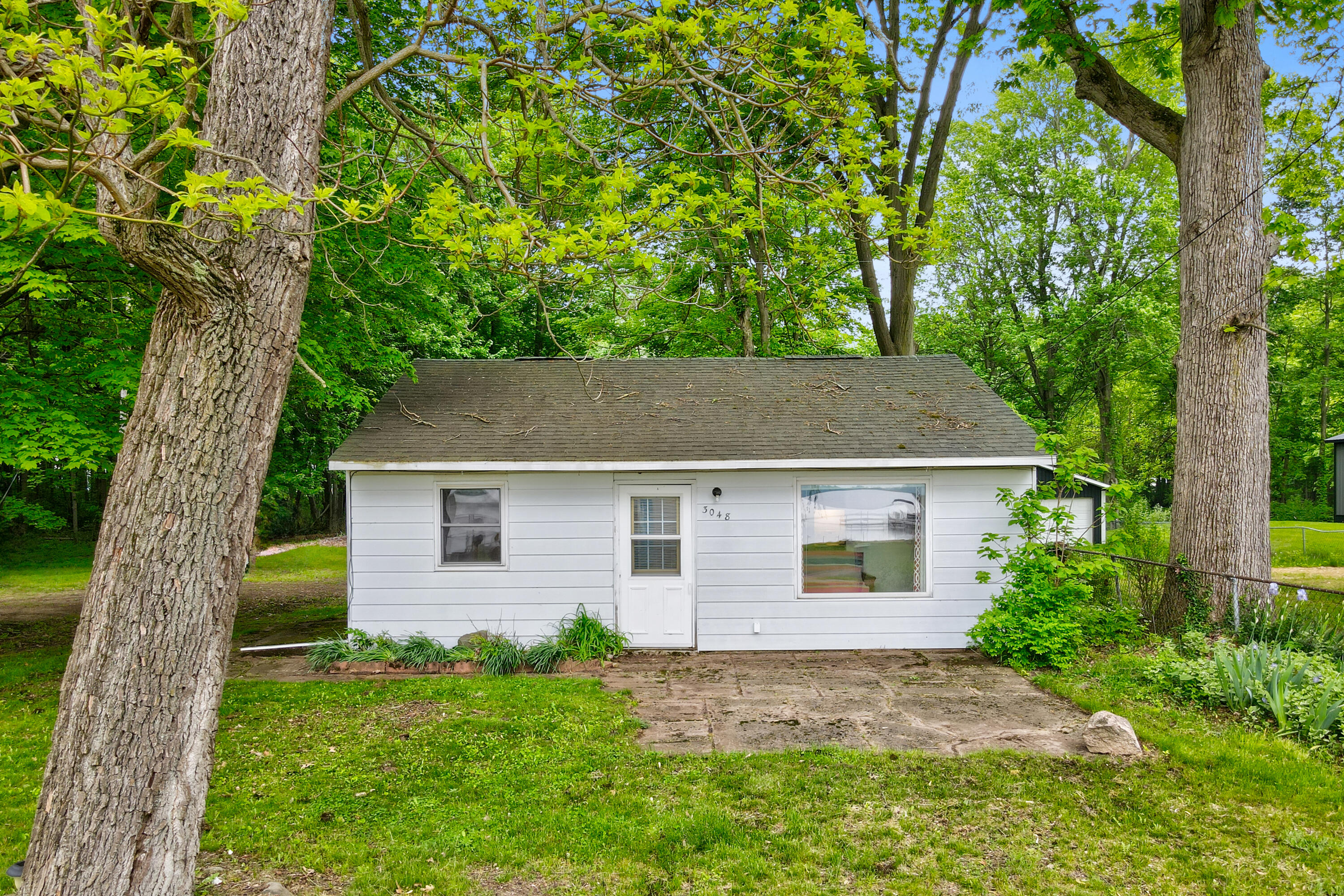 3048 East Baseline Road Gobles, MI 49055 - Photo 27 of 35 Shanna Ax 3048 Baseline Road-27