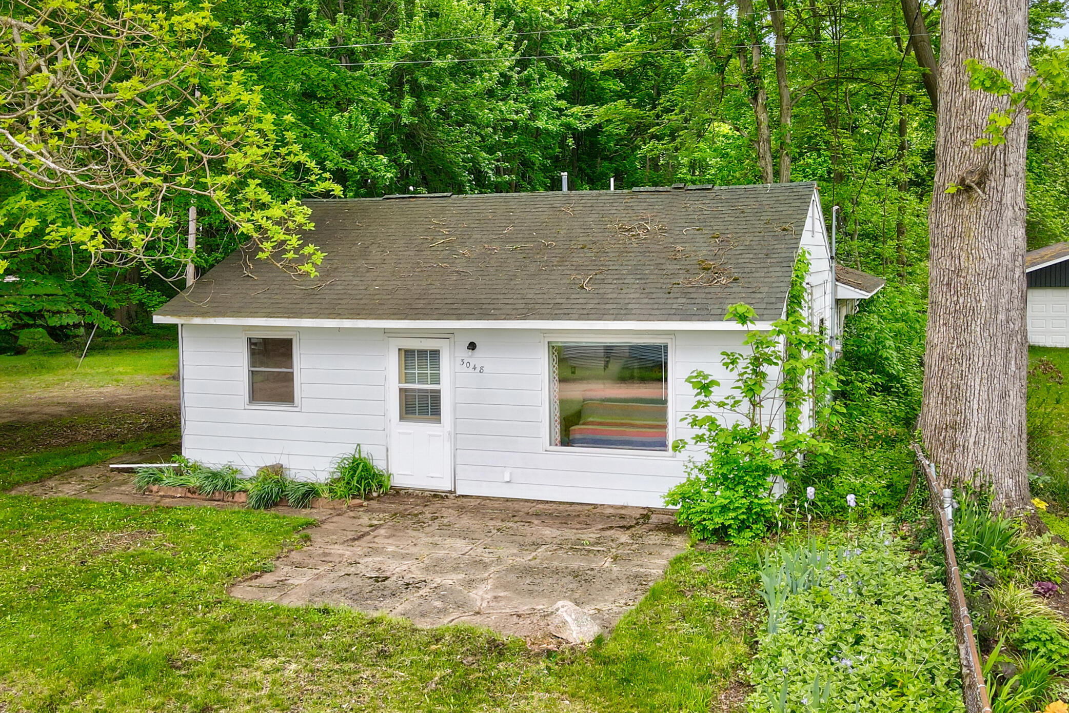 3048 East Baseline Road Gobles, MI 49055 - Photo 3 of 35 Shanna Ax 3048 Baseline Road-3