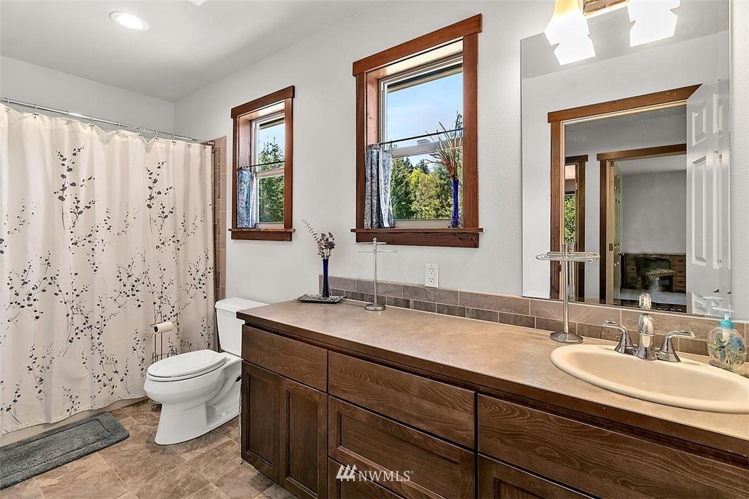 13945 Forsman Road Southeast Olalla, WA 98359 - Photo 28 of 39 Gallery Image 28