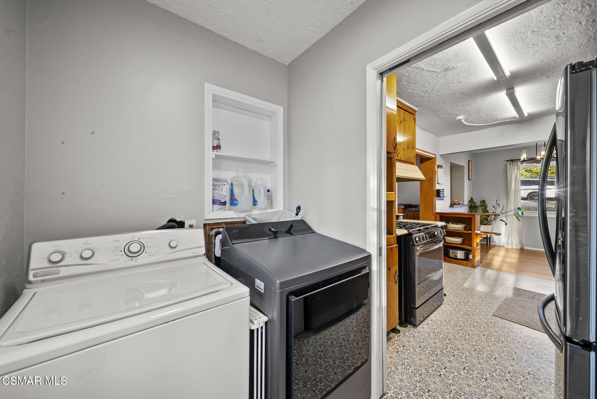 8075 Fruitvale Avenue Moorpark, CA 93021 - Photo 35 of 84 32-web-or-mls-DSC07233