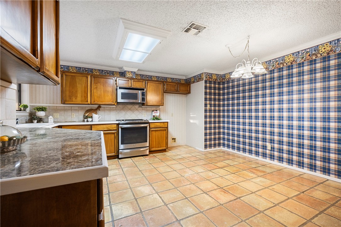 7330 Gold Ridge Road Corpus Christi, TX 78413 - Photo 10 of 19