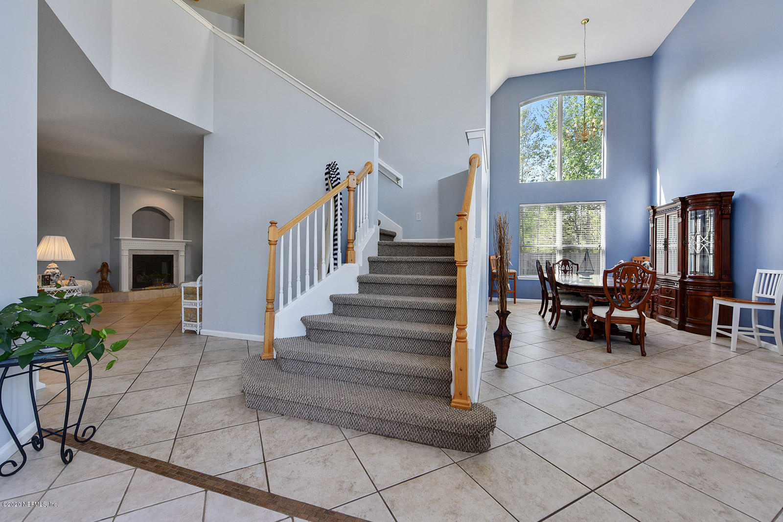 628 Spanish Wells Road Jacksonville, FL 32218 - Photo 5 of 37 004_1600x1067_mls_1600x1067