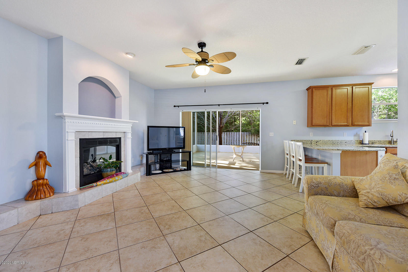 628 Spanish Wells Road Jacksonville, FL 32218 - Photo 7 of 37 006_1600x1067_mls_1600x1067