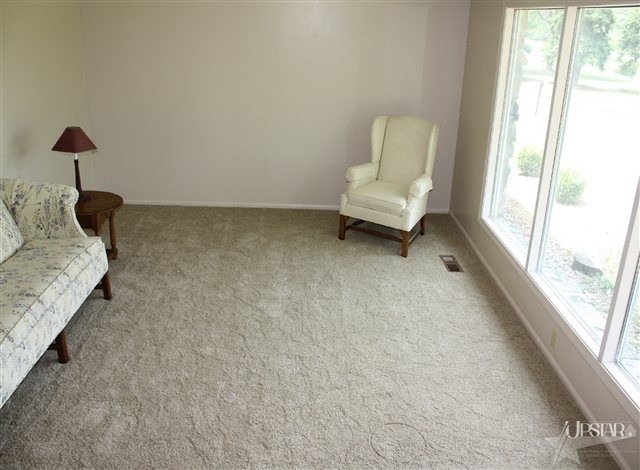 9202 Eby Road Fort Wayne, IN 46835 - Photo 5 of 22
