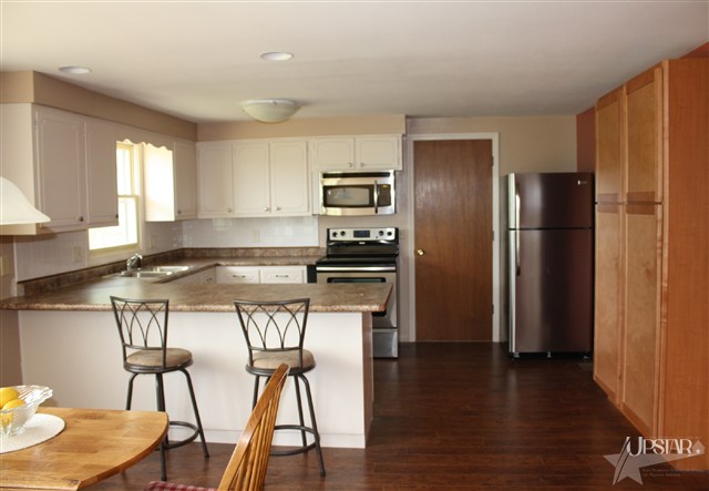 9202 Eby Road Fort Wayne, IN 46835 - Photo 6 of 22