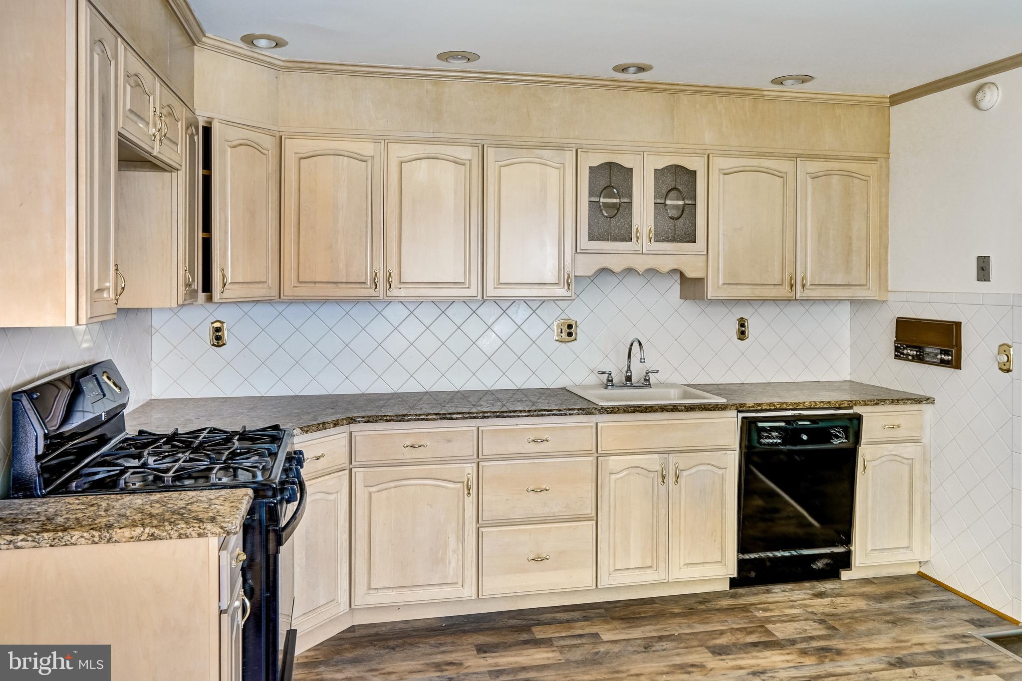 1780 Windsor Road Blue Bell, PA 19422 - Photo 14 of 53