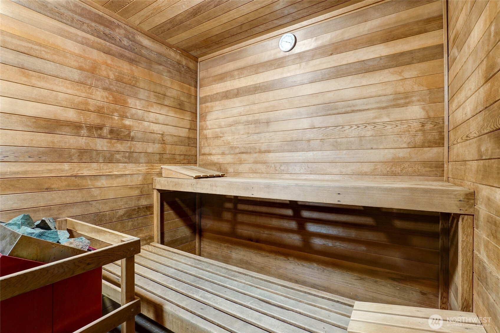 10501 8th Avenue Northeast, Unit 334 Seattle, WA 98125 - Photo 21 of 22 a bathroom with a sink and a bathtub