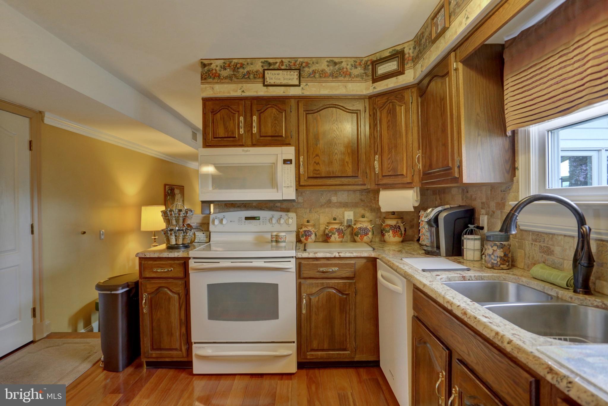 5135 Arney Road Harrisburg, PA 17111 - Photo 11 of 38 Kitchen opens to the family room.