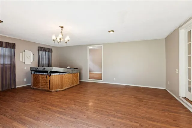 $270,000 | 2505 Northeast 38th Street, Kansas City, MO 64116