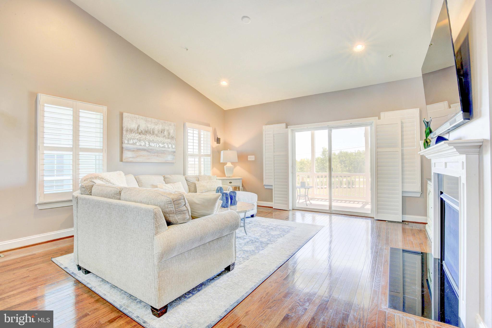 3029 Sunny Ridge Drive Odenton, MD 21113 - Photo 11 of 53 Living Room that flows onto the screened porch