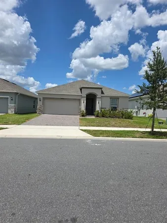 $2,400 | 2045 Havasu Falls Drive, DeLand, FL 32724