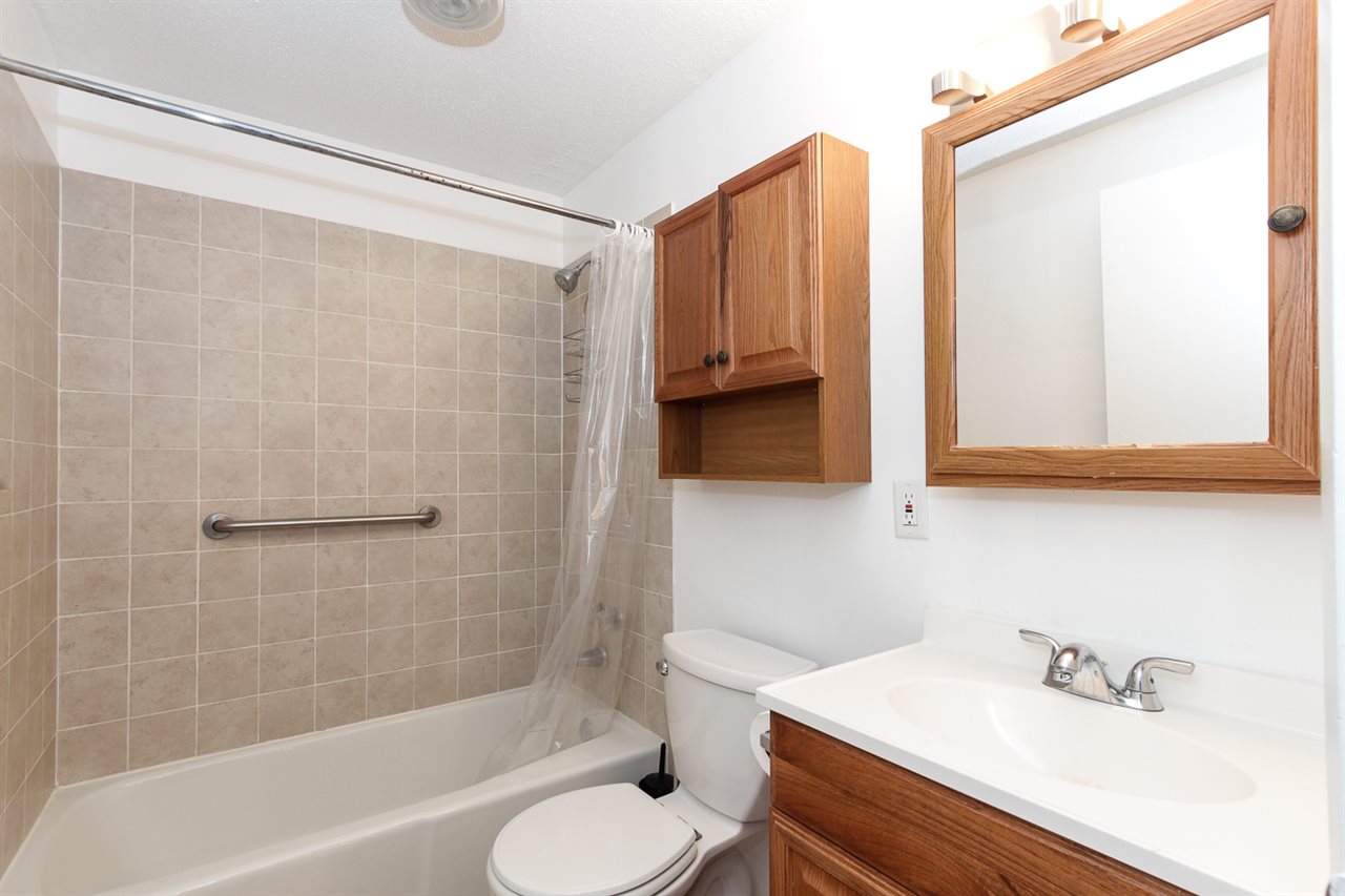 3 Strawberry Bank Road, Unit 21 Nashua, NH 03062 - Photo 14 of 29