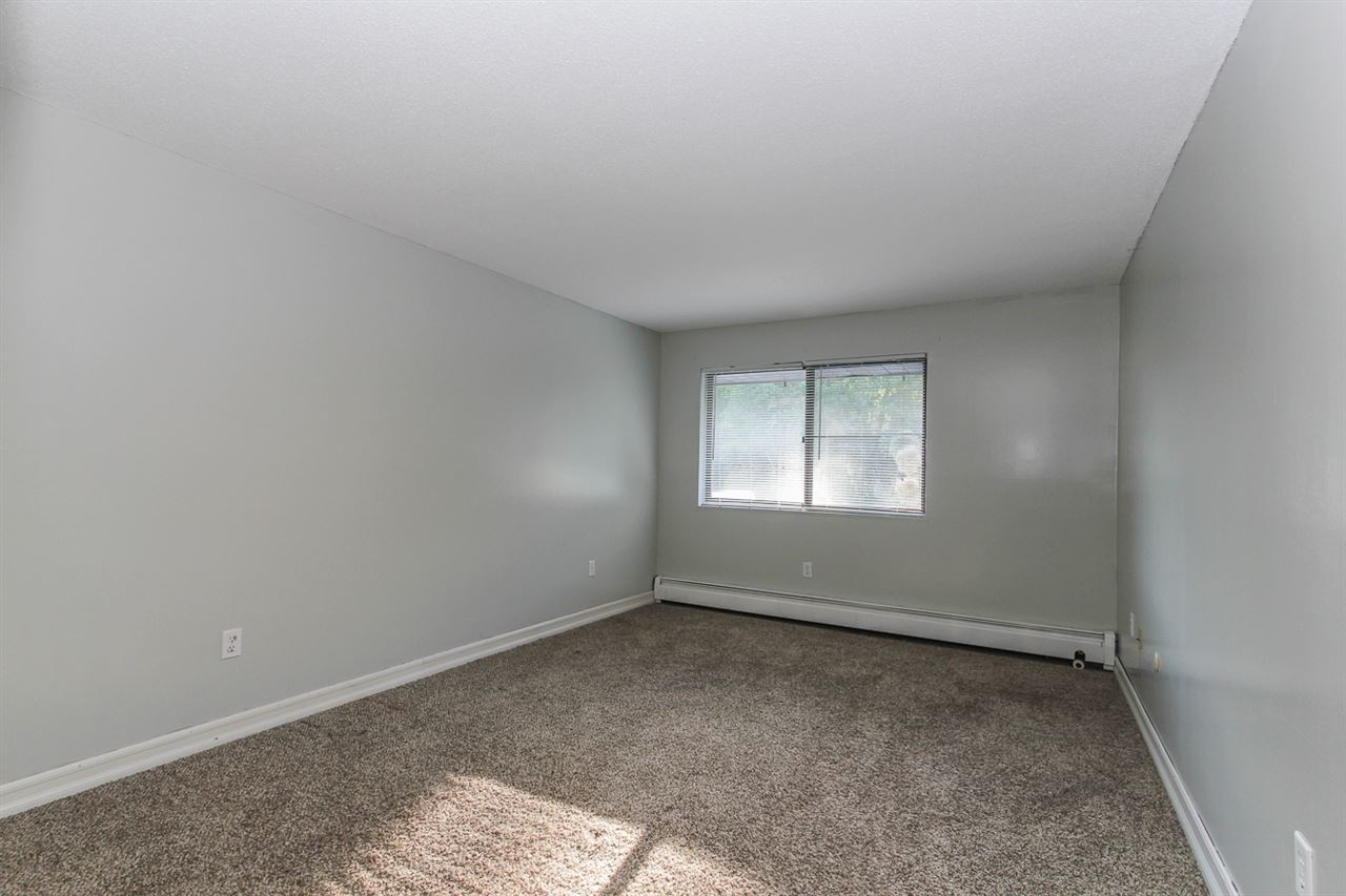3 Strawberry Bank Road, Unit 21 Nashua, NH 03062 - Photo 15 of 29
