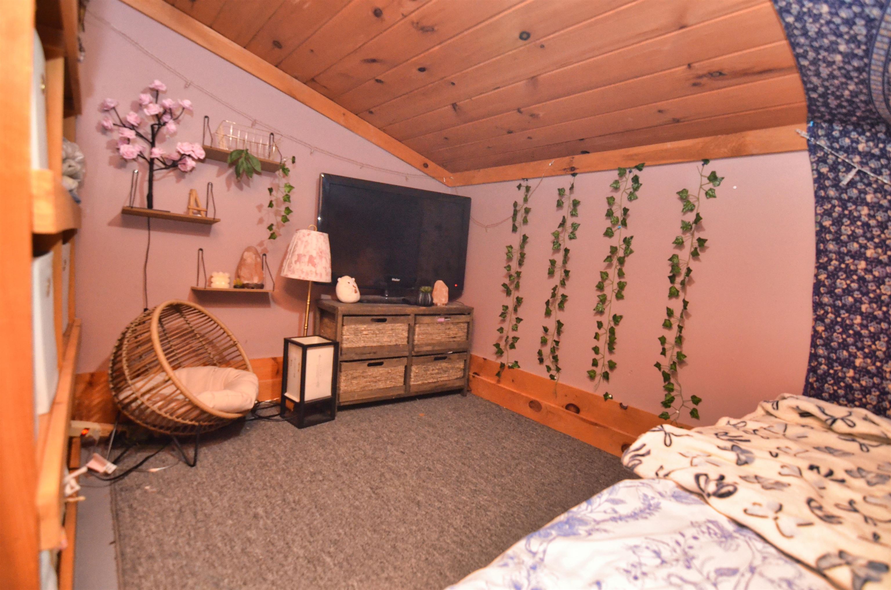 19 Ives Road Andover, NH 03216 - Photo 33 of 38