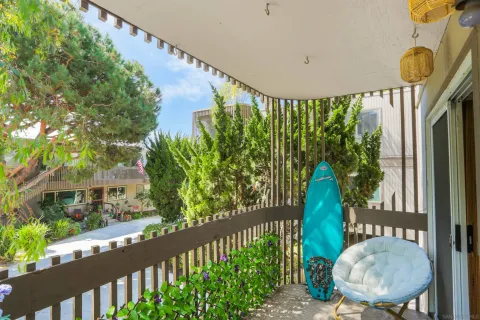 $585,000 | 155 Rosebay Drive, Unit 37, Encinitas, CA 92024